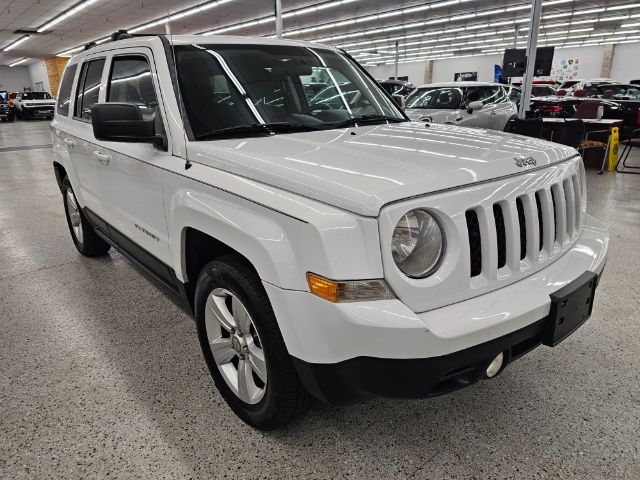 Jeep Patriot FWD 4dr Sport 2012 Jeep Patriot FWD 4dr Sport 2012