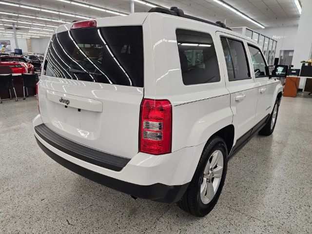 Jeep Patriot FWD 4dr Sport 2012 Jeep Patriot FWD 4dr Sport 2012