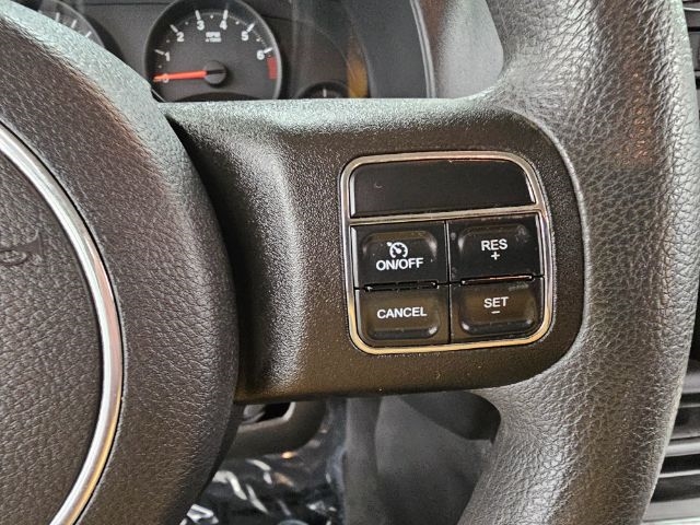Jeep Patriot FWD 4dr Sport 2012 Jeep Patriot FWD 4dr Sport 2012