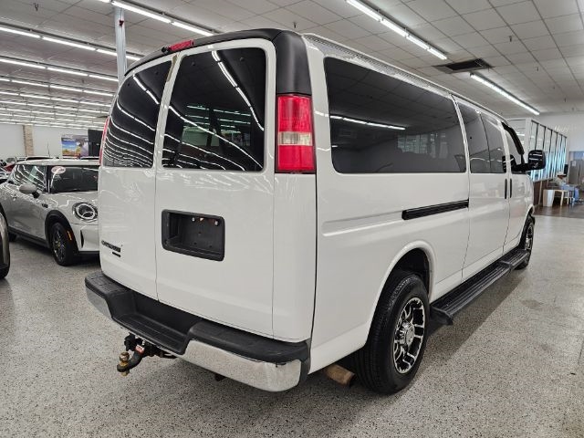 Chevrolet Express Passenger RWD 3500 155" 1LT 2012 Chevrolet Express Passenger RWD 3500 155" 1LT 2012