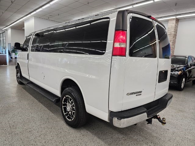 Chevrolet Express Passenger RWD 3500 155" 1LT 2012 Chevrolet Express Passenger RWD 3500 155" 1LT 2012