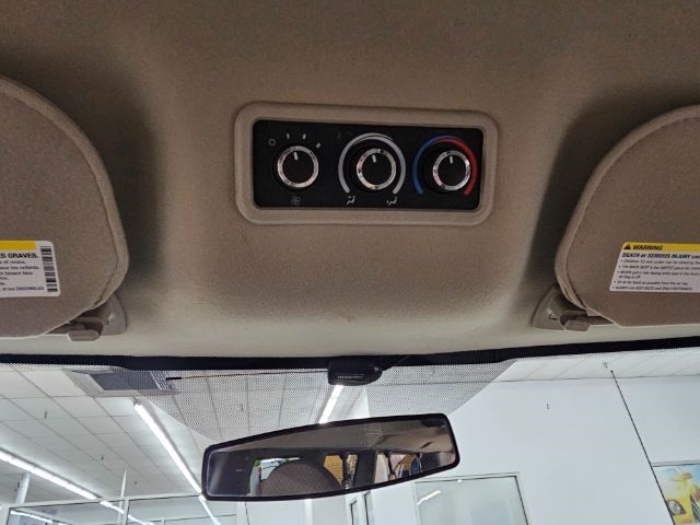 Chevrolet Express Passenger RWD 3500 155" 1LT 2012 Chevrolet Express Passenger RWD 3500 155" 1LT 2012