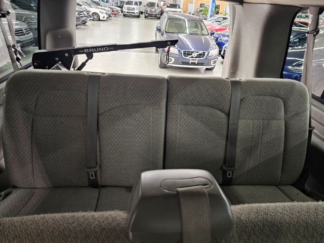 Chevrolet Express Passenger RWD 3500 155" 1LT 2012 Chevrolet Express Passenger RWD 3500 155" 1LT 2012