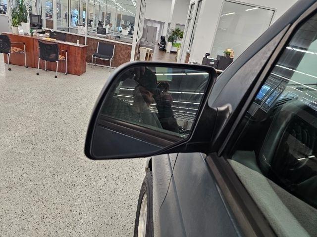 Ford Econoline Wagon E-150 XLT 2000