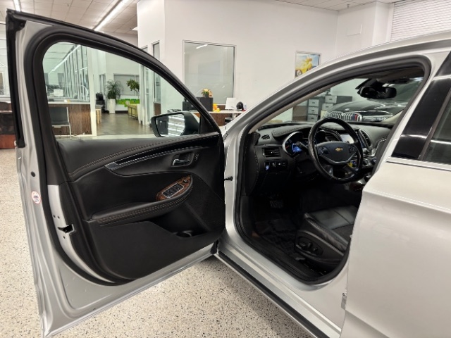 Chevrolet Impala 4dr Sdn LT w/1LT 2014 Chevrolet Impala 4dr Sdn LT w/1LT 2014