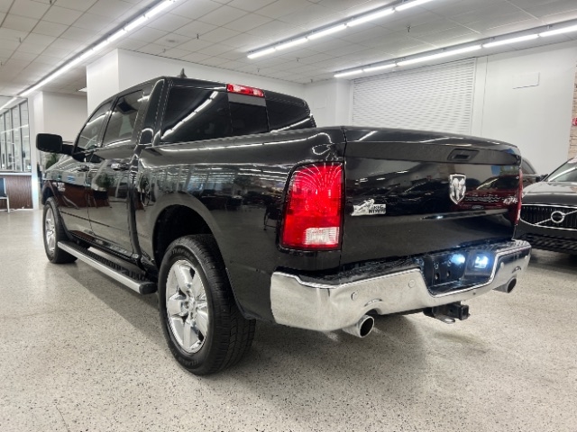 RAM 1500 4WD Crew Cab 140.5" Big Horn 2016 RAM 1500 4WD Crew Cab 140.5" Big Horn 2016