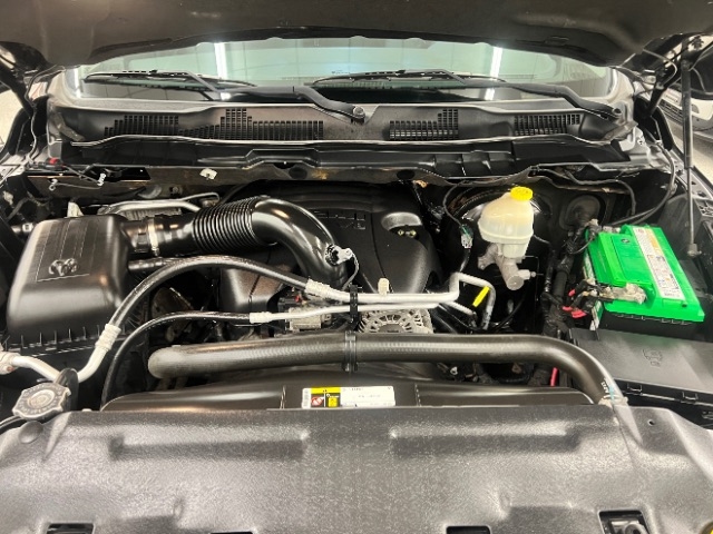 RAM 1500 4WD Crew Cab 140.5" Big Horn 2016 RAM 1500 4WD Crew Cab 140.5" Big Horn 2016