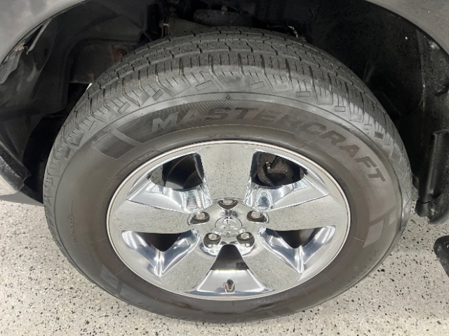 RAM 1500 4WD Crew Cab 140.5" Big Horn 2016 RAM 1500 4WD Crew Cab 140.5" Big Horn 2016