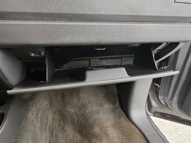 Dodge Dakota 2dr Club Cab 131" WB 4WD ST 2005 Dodge Dakota 2dr Club Cab 131" WB 4WD ST 2005