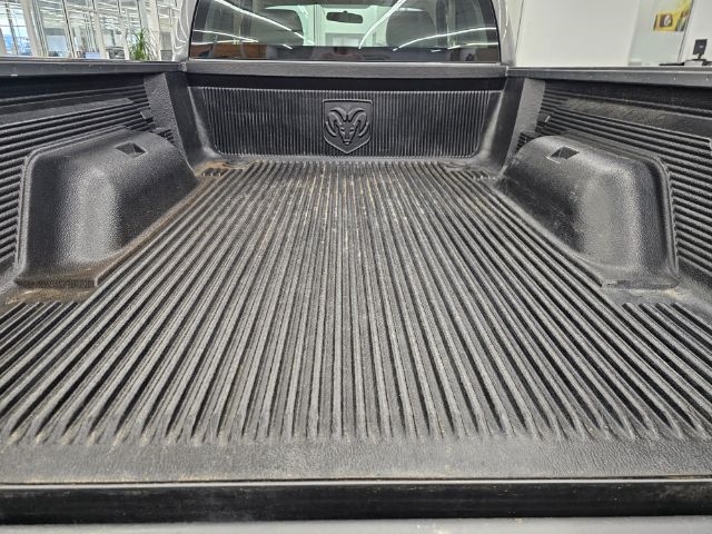 Dodge Dakota 2dr Club Cab 131" WB 4WD ST 2005 Dodge Dakota 2dr Club Cab 131" WB 4WD ST 2005