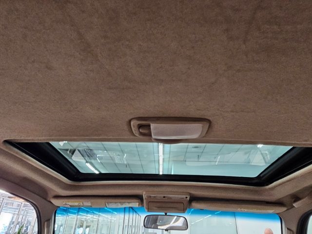 Toyota 4Runner 4dr SR5 3.4L Auto 4WD (Natl) 2002 Toyota 4Runner 4dr SR5 3.4L Auto 4WD (Natl) 2002