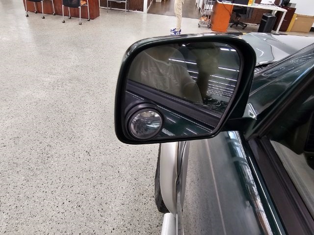 Toyota 4Runner 4dr SR5 3.4L Auto 4WD (Natl) 2002 Toyota 4Runner 4dr SR5 3.4L Auto 4WD (Natl) 2002