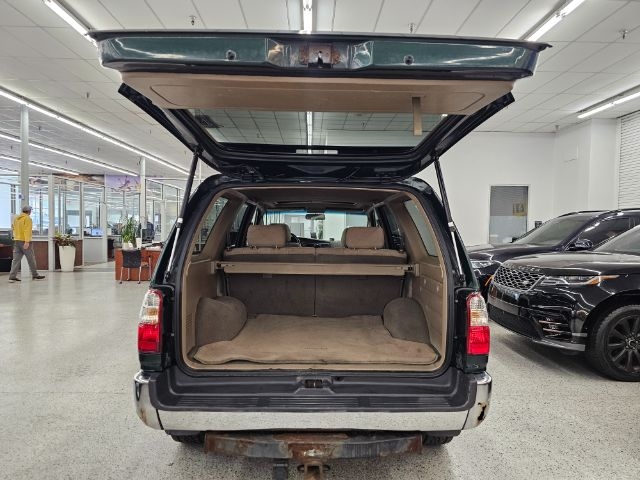 Toyota 4Runner 4dr SR5 3.4L Auto 4WD (Natl) 2002 Toyota 4Runner 4dr SR5 3.4L Auto 4WD (Natl) 2002