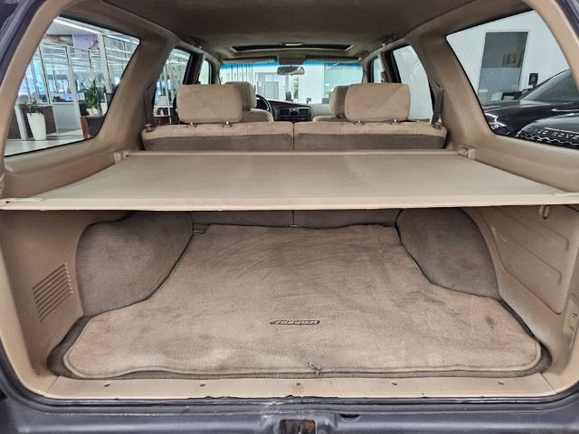 Toyota 4Runner 4dr SR5 3.4L Auto 4WD (Natl) 2002 Toyota 4Runner 4dr SR5 3.4L Auto 4WD (Natl) 2002