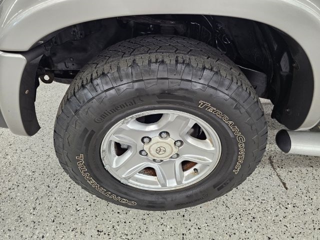 Toyota 4Runner 4dr SR5 3.4L Auto 4WD (Natl) 2002 Toyota 4Runner 4dr SR5 3.4L Auto 4WD (Natl) 2002