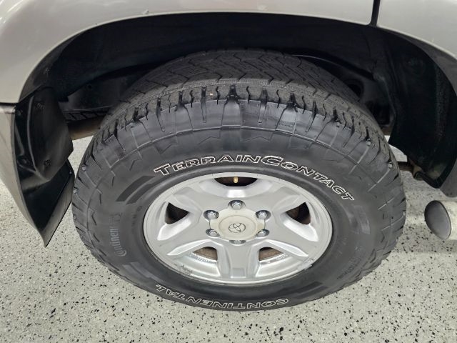 Toyota 4Runner 4dr SR5 3.4L Auto 4WD (Natl) 2002 Toyota 4Runner 4dr SR5 3.4L Auto 4WD (Natl) 2002