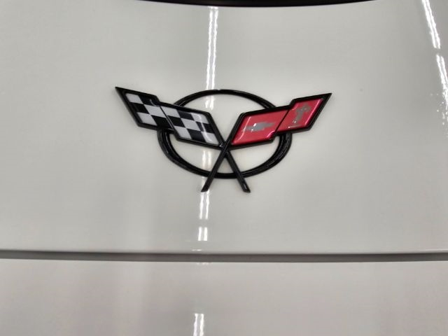 Chevrolet Corvette 2dr Cpe 2001 Chevrolet Corvette 2dr Cpe 2001