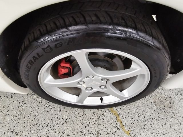 Chevrolet Corvette 2dr Cpe 2001 Chevrolet Corvette 2dr Cpe 2001