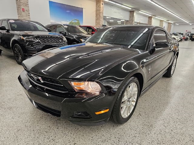 Ford Mustang 2dr Cpe V6 2012 Ford Mustang 2dr Cpe V6 2012