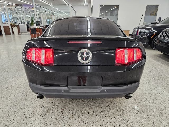 Ford Mustang 2dr Cpe V6 2012 Ford Mustang 2dr Cpe V6 2012