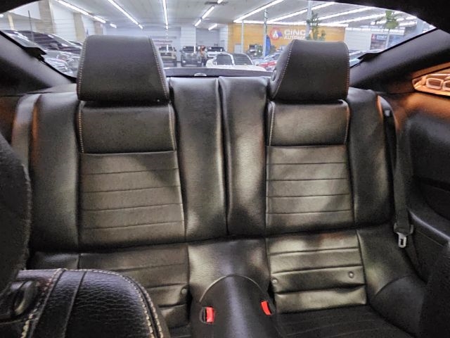 Ford Mustang 2dr Cpe V6 2012 Ford Mustang 2dr Cpe V6 2012