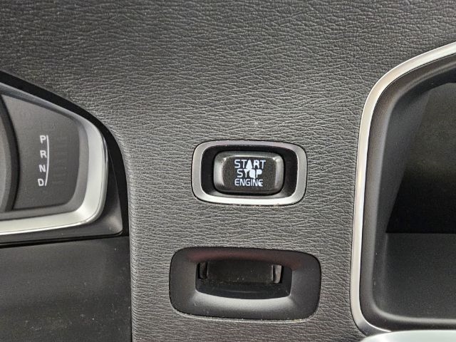 Volvo S60 Inscription 4dr Sdn T5 Drive-E Premier FWD 2016 Volvo S60 Inscription 4dr Sdn T5 Drive-E Premier FWD 2016