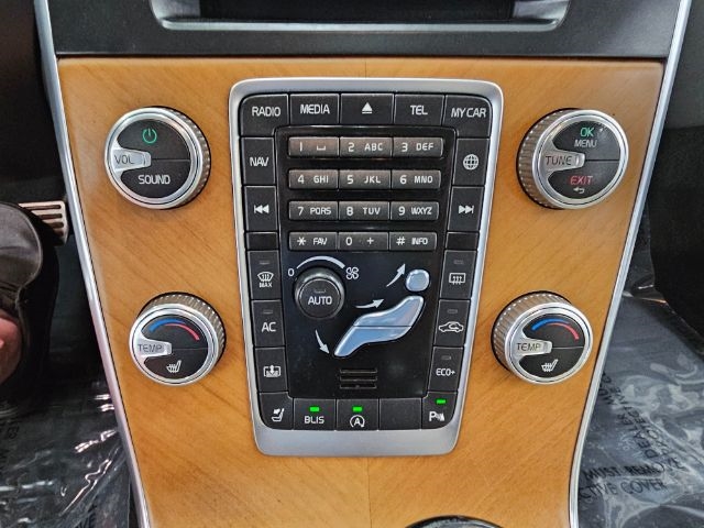 Volvo S60 Inscription 4dr Sdn T5 Drive-E Premier FWD 2016 Volvo S60 Inscription 4dr Sdn T5 Drive-E Premier FWD 2016