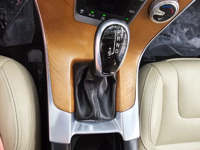 Volvo S60 Inscription 4dr Sdn T5 Drive-E Premier FWD 2016 Volvo S60 Inscription 4dr Sdn T5 Drive-E Premier FWD 2016