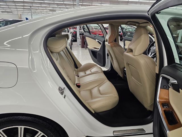 Volvo S60 Inscription 4dr Sdn T5 Drive-E Premier FWD 2016 Volvo S60 Inscription 4dr Sdn T5 Drive-E Premier FWD 2016