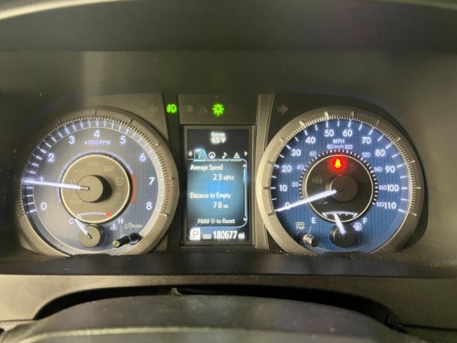 Toyota Sienna 5dr 8-Pass Van XLE Premium FWD (Natl) 2015 Toyota Sienna 5dr 8-Pass Van XLE Premium FWD (Natl) 2015