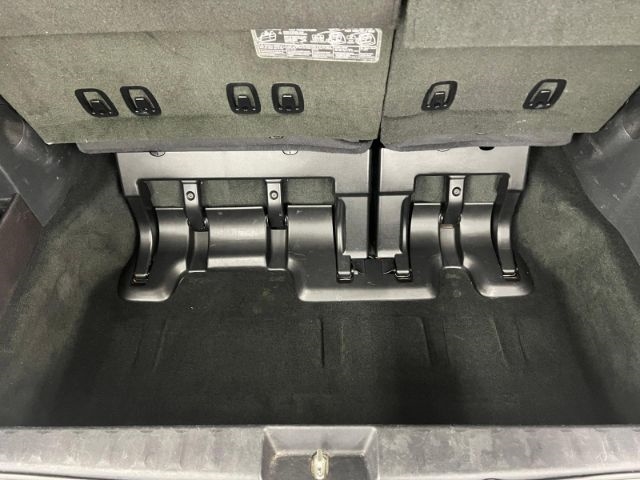 Toyota Sienna 5dr 8-Pass Van XLE Premium FWD (Natl) 2015 Toyota Sienna 5dr 8-Pass Van XLE Premium FWD (Natl) 2015