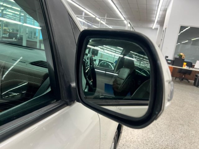 Toyota Sienna 5dr 8-Pass Van XLE Premium FWD (Natl) 2015 Toyota Sienna 5dr 8-Pass Van XLE Premium FWD (Natl) 2015