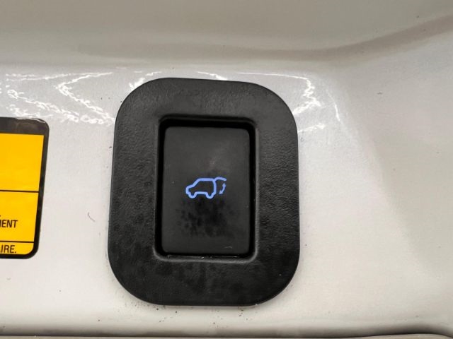 Toyota Sienna 5dr 8-Pass Van XLE Premium FWD (Natl) 2015 Toyota Sienna 5dr 8-Pass Van XLE Premium FWD (Natl) 2015