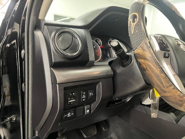 Toyota Tundra 4WD Truck CrewMax 5.7L FFV V8 6-Spd AT TRD Pro (Natl) 2015 Toyota Tundra 4WD Truck CrewMax 5.7L FFV V8 6-Spd AT TRD Pro (Natl) 2015