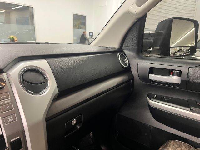 Toyota Tundra 4WD Truck CrewMax 5.7L FFV V8 6-Spd AT TRD Pro (Natl) 2015 Toyota Tundra 4WD Truck CrewMax 5.7L FFV V8 6-Spd AT TRD Pro (Natl) 2015