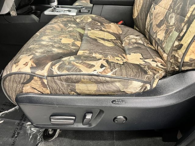 Toyota Tundra 4WD Truck CrewMax 5.7L FFV V8 6-Spd AT TRD Pro (Natl) 2015 Toyota Tundra 4WD Truck CrewMax 5.7L FFV V8 6-Spd AT TRD Pro (Natl) 2015