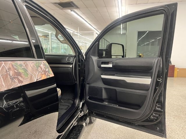 Toyota Tundra 4WD Truck CrewMax 5.7L FFV V8 6-Spd AT TRD Pro (Natl) 2015 Toyota Tundra 4WD Truck CrewMax 5.7L FFV V8 6-Spd AT TRD Pro (Natl) 2015