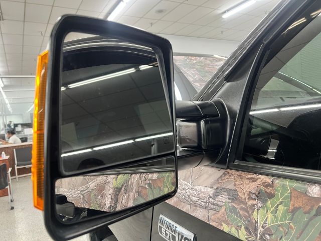 Toyota Tundra 4WD Truck CrewMax 5.7L FFV V8 6-Spd AT TRD Pro (Natl) 2015 Toyota Tundra 4WD Truck CrewMax 5.7L FFV V8 6-Spd AT TRD Pro (Natl) 2015