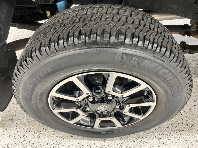 Toyota Tundra 4WD Truck CrewMax 5.7L FFV V8 6-Spd AT TRD Pro (Natl) 2015 Toyota Tundra 4WD Truck CrewMax 5.7L FFV V8 6-Spd AT TRD Pro (Natl) 2015