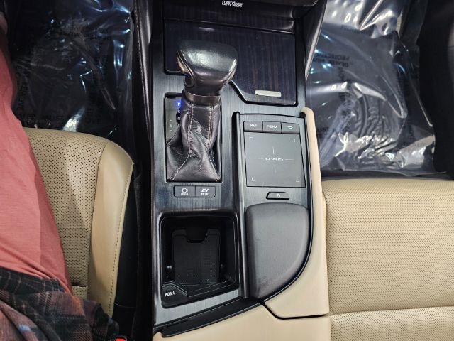 Lexus ES ES 300h FWD 2021 Lexus ES ES 300h FWD 2021