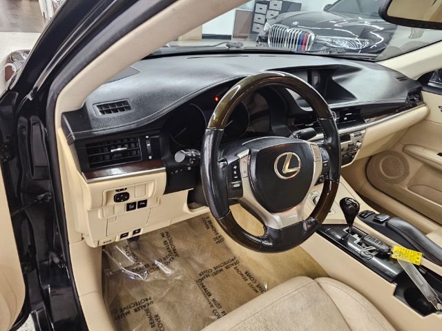 Lexus ES 350 4dr Sdn 2014 Lexus ES 350 4dr Sdn 2014