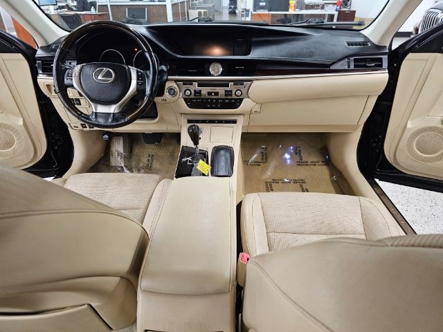 Lexus ES 350 4dr Sdn 2014 Lexus ES 350 4dr Sdn 2014