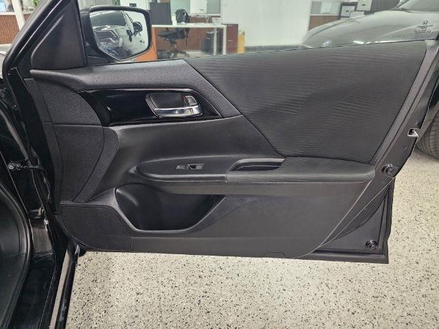 Honda Accord Sedan 4dr I4 CVT LX 2016