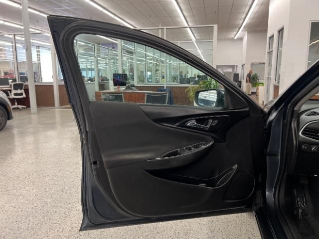 Chevrolet Malibu 4dr Sdn LT w/1LT 2019