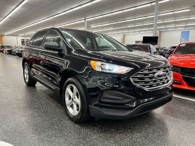 2020 Ford Edge SE photo 2
