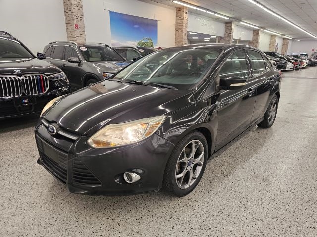 Ford Focus 4dr Sdn SE 2013
