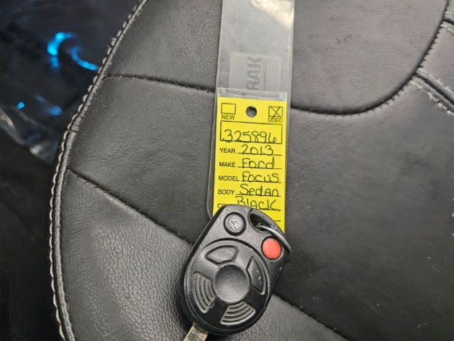 Ford Focus 4dr Sdn SE 2013