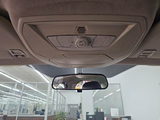 Ford Focus 4dr Sdn SE 2013