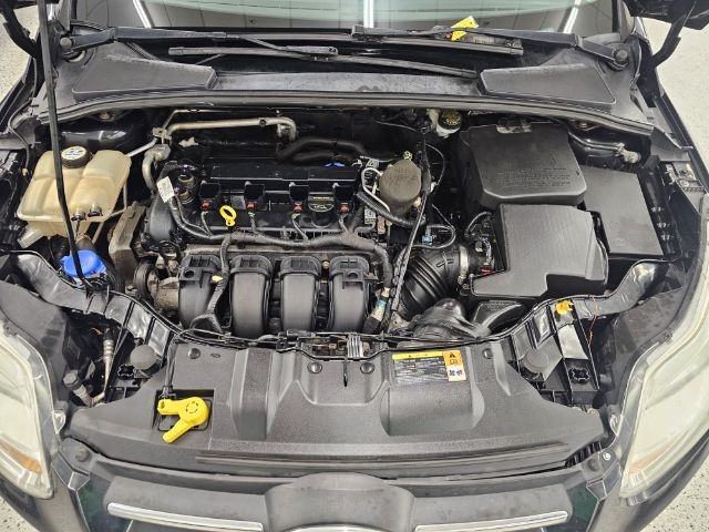 Ford Focus 4dr Sdn SE 2013