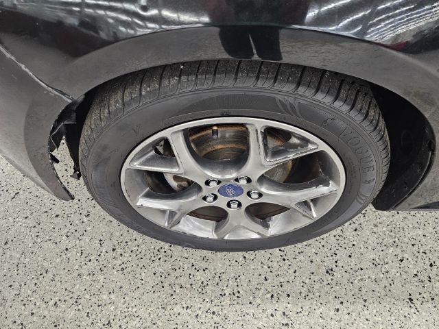 Ford Focus 4dr Sdn SE 2013